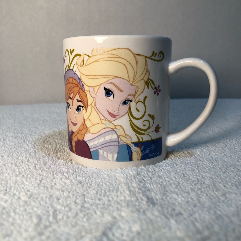 Disney’s Frozen Elsa & Anna Sisters Forever Mug